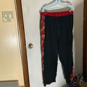 Fortex leggings NWOT black with red flames each side XXL